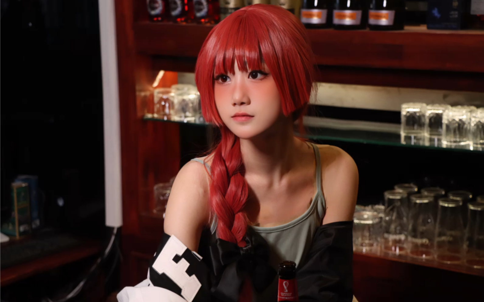 《孤独摇滚!》广井菊理cos/是你心里的酒鬼姐姐吗