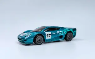 下载视频: 一分钟玩具开盒-风火轮普卡捷豹JAGUAR XJ220开盒把玩测评