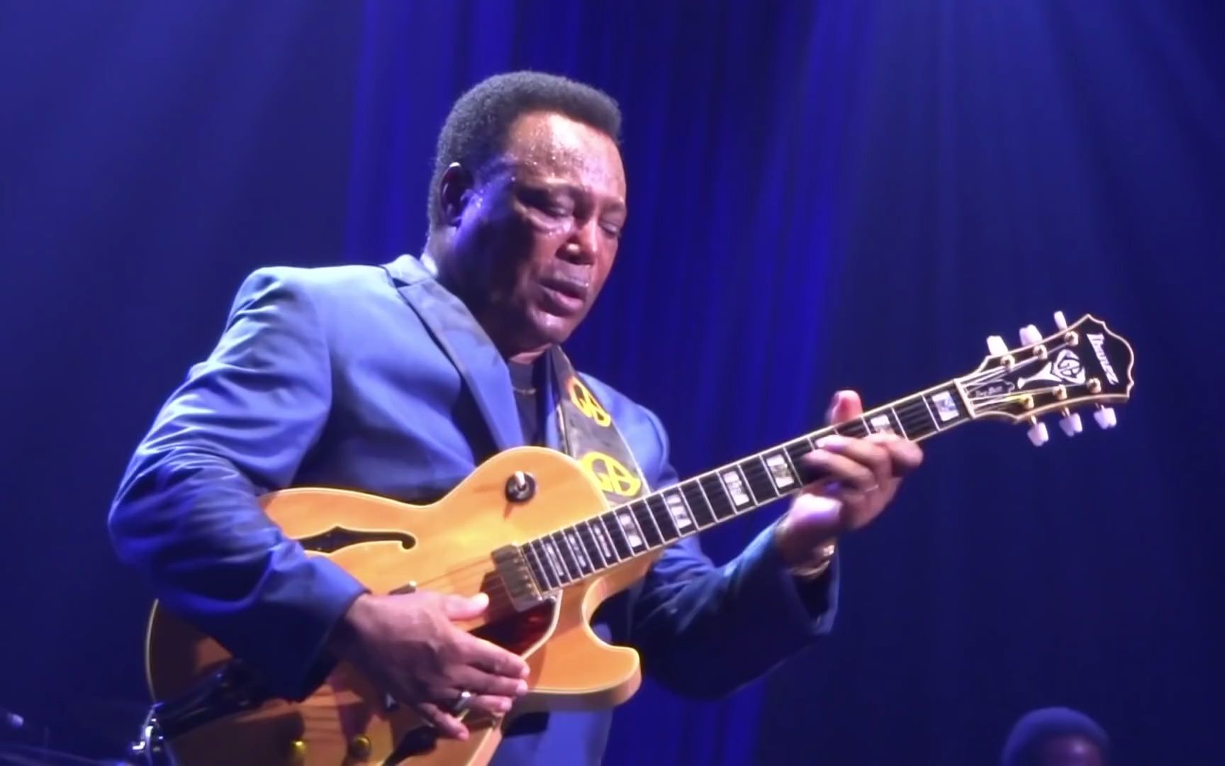 [图]George Benson - Dont Know Why - Live Glasgow 2014