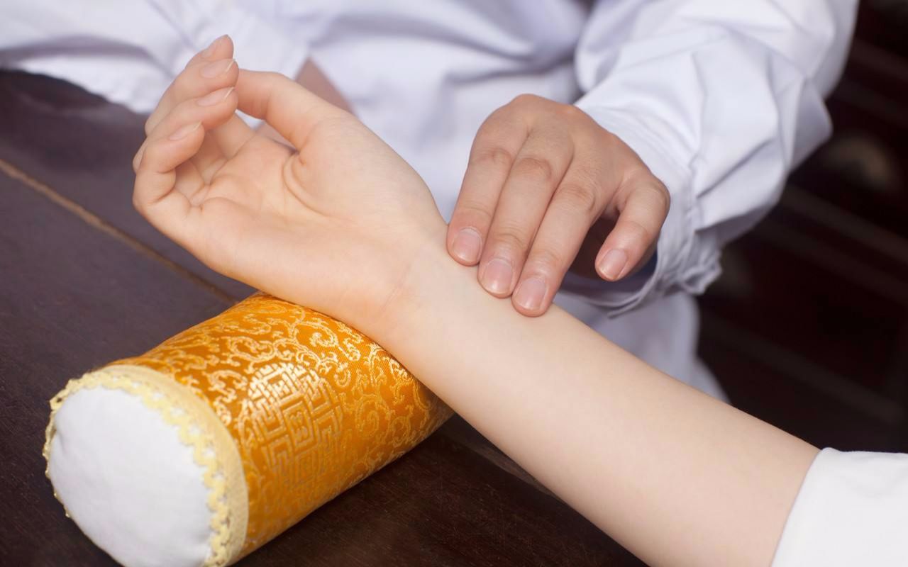 【2049日报】s03e226 中医诊脉能否验孕