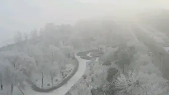 雾中营口 “天外飞仙”！