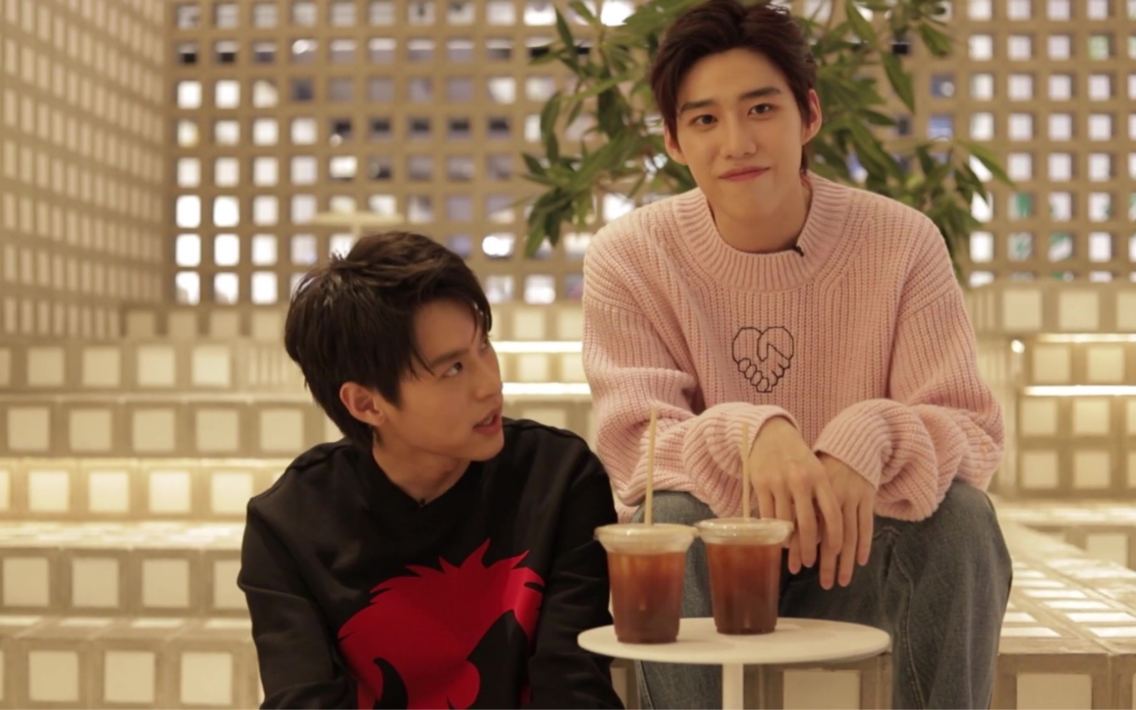 泰语生肉ppkritbillkinppxcentralworld今年春节一起去玩吗billkinpp