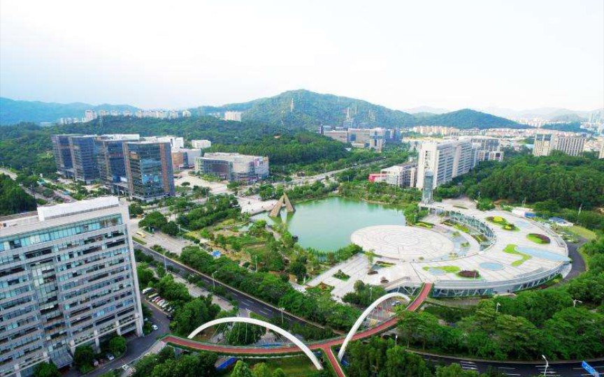 疫情即将结束时的广州科学城广场