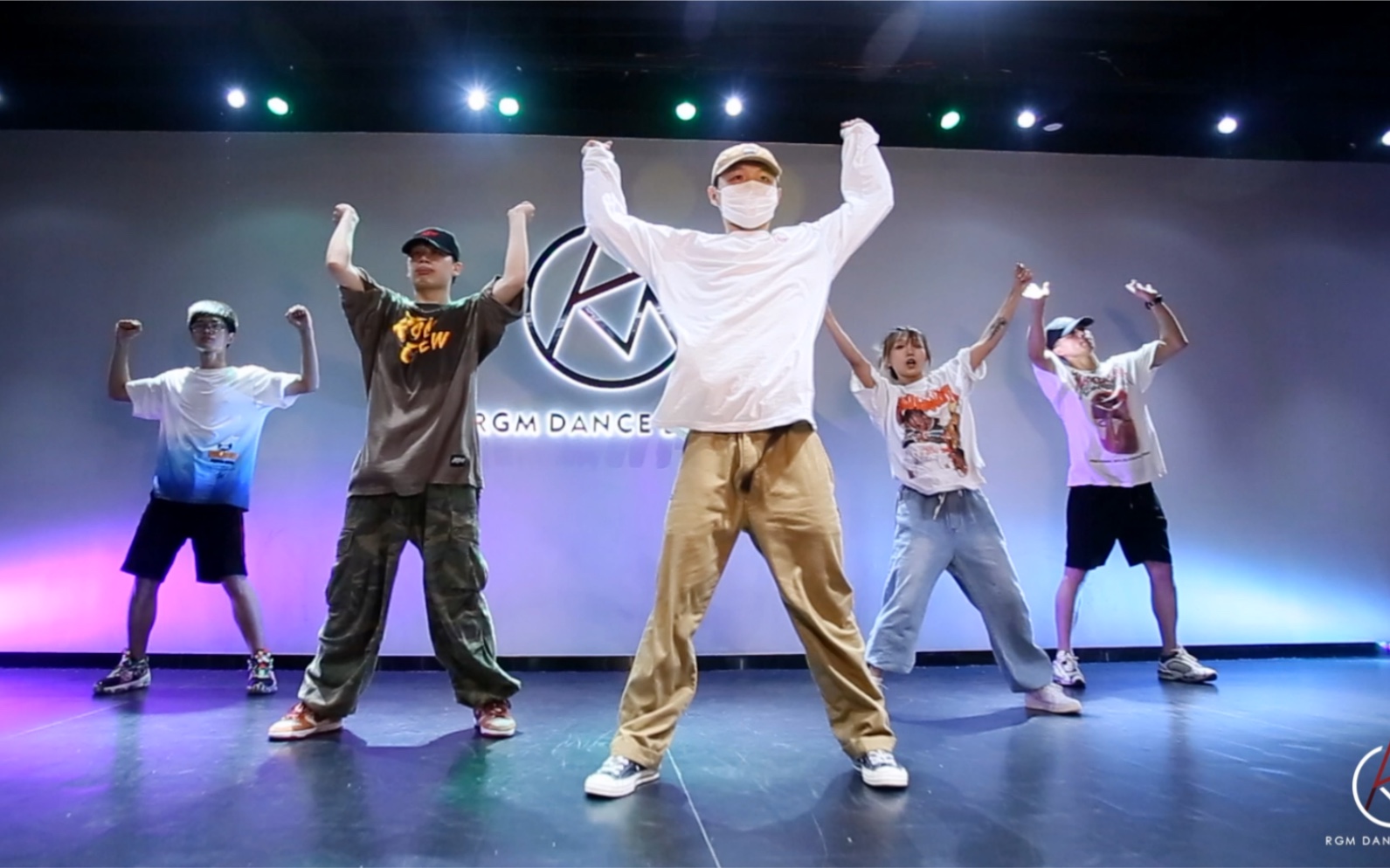 活动作品胡子老师oldschool大律动课堂怼实基本功开发身体突破常规