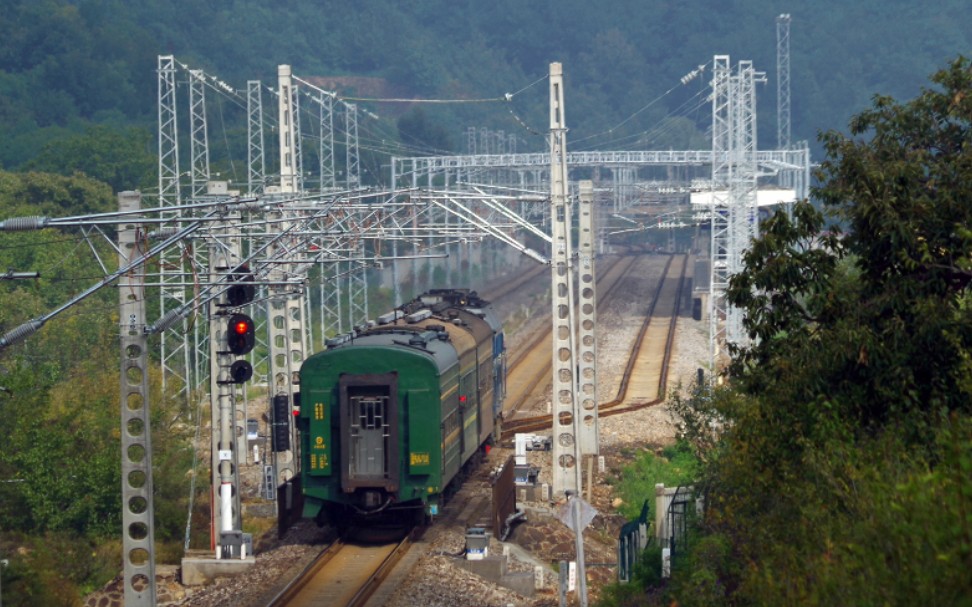 绿皮火车开窗pov4472次小水峪站怀柔北站区间左侧展望