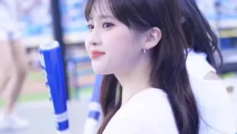一日的棒球女神【LIGHTSUM】霄媛&娜英为三星狮子对仪式性开球击球,这个妆造如何？