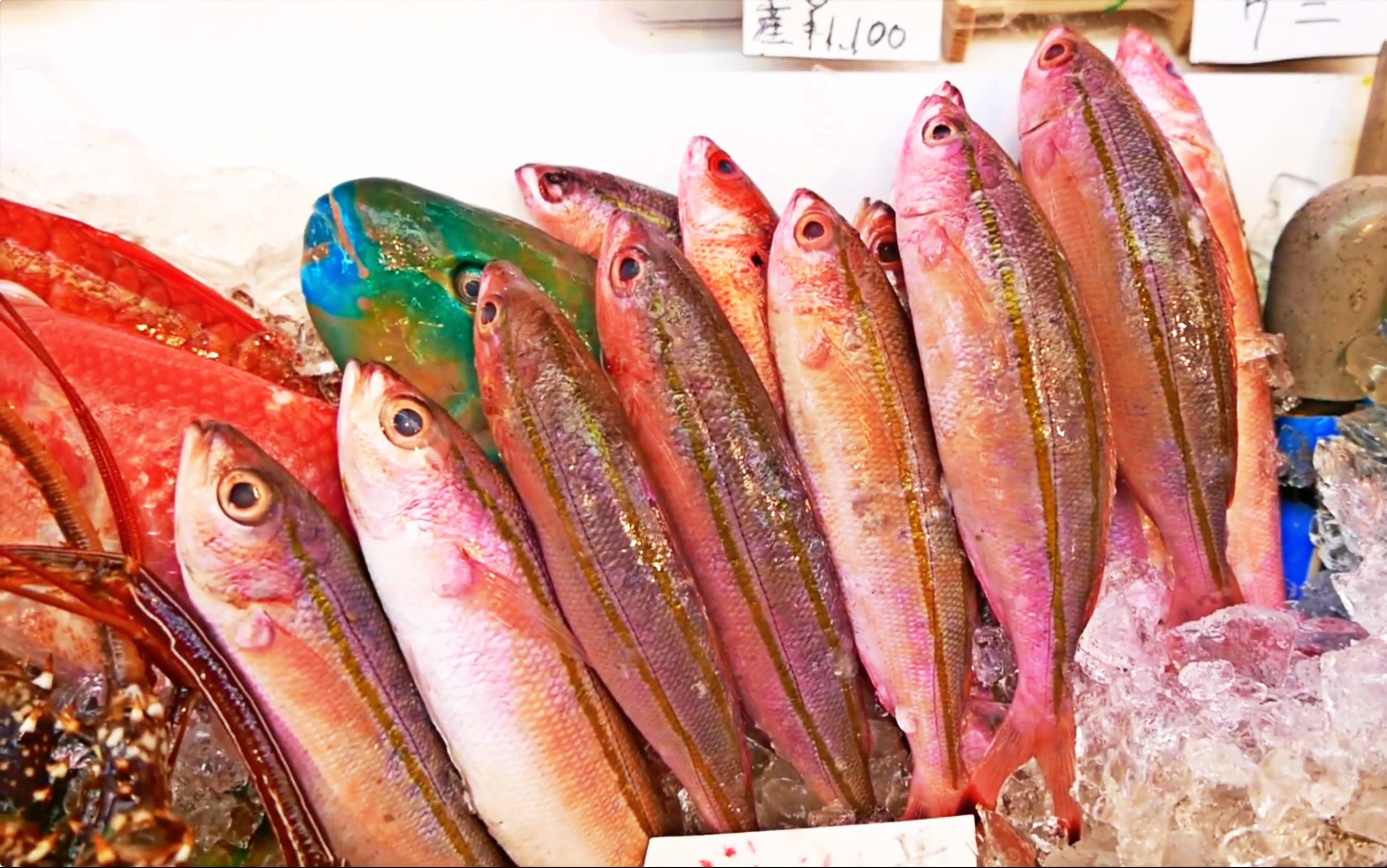 日本冲绳街头海鲜美食『炸香蕉鱼』你觉得味道会像小黄鱼么?