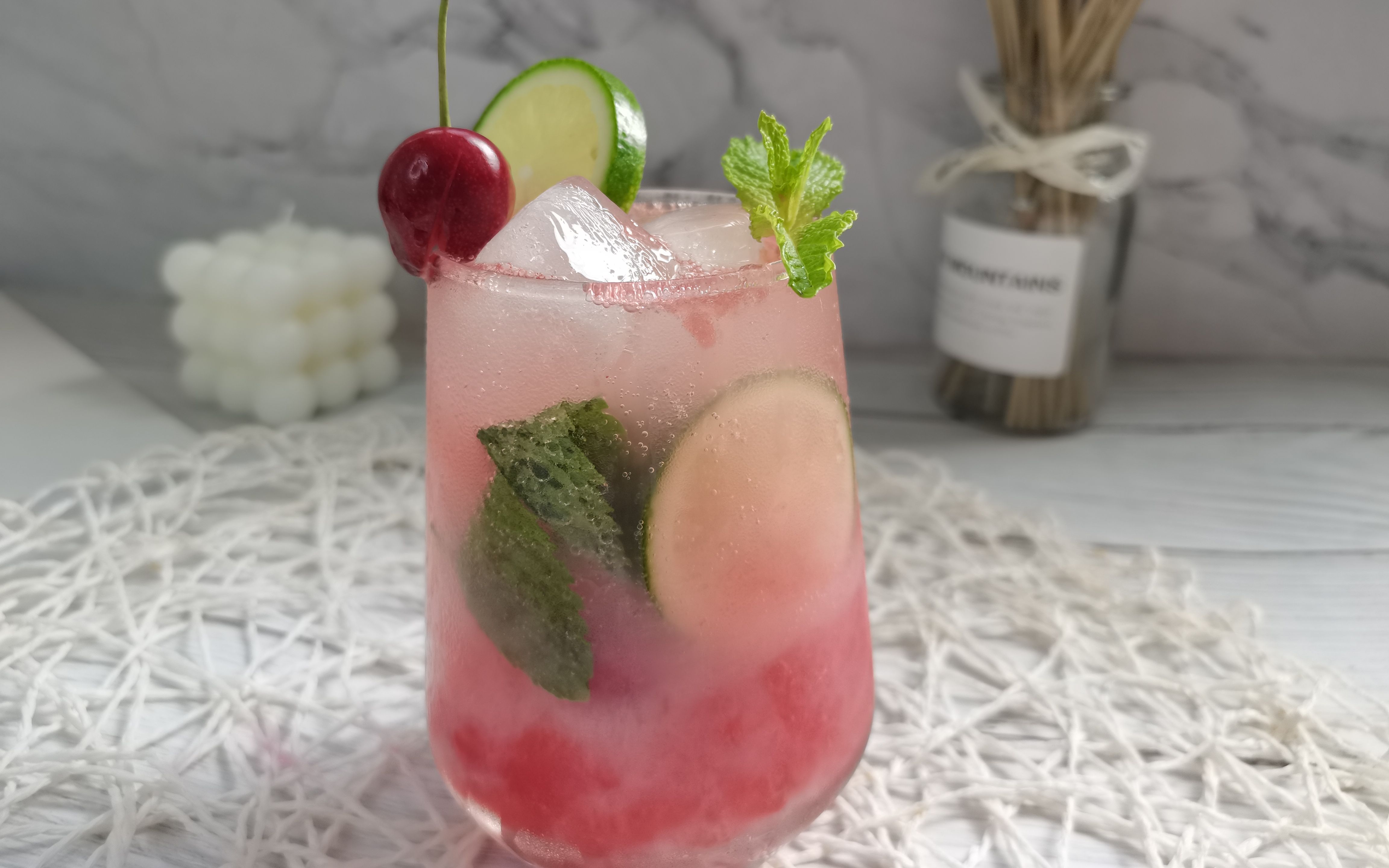 活动  沉浸式自制饮品|清凉解暑的乳酸菌西瓜气泡水,夏天有它才完美