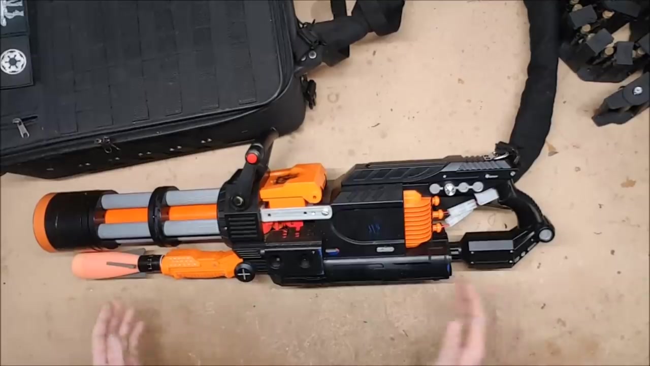 nerf rival minigun (20 roundssec, 2000 round capacity)_哔哩哔哩