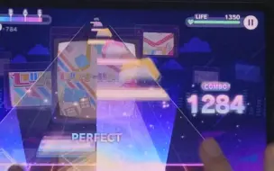 Télécharger la video: 【Project Sekai】セツナトリップ［MASTER 32］无判ALL PERFECT