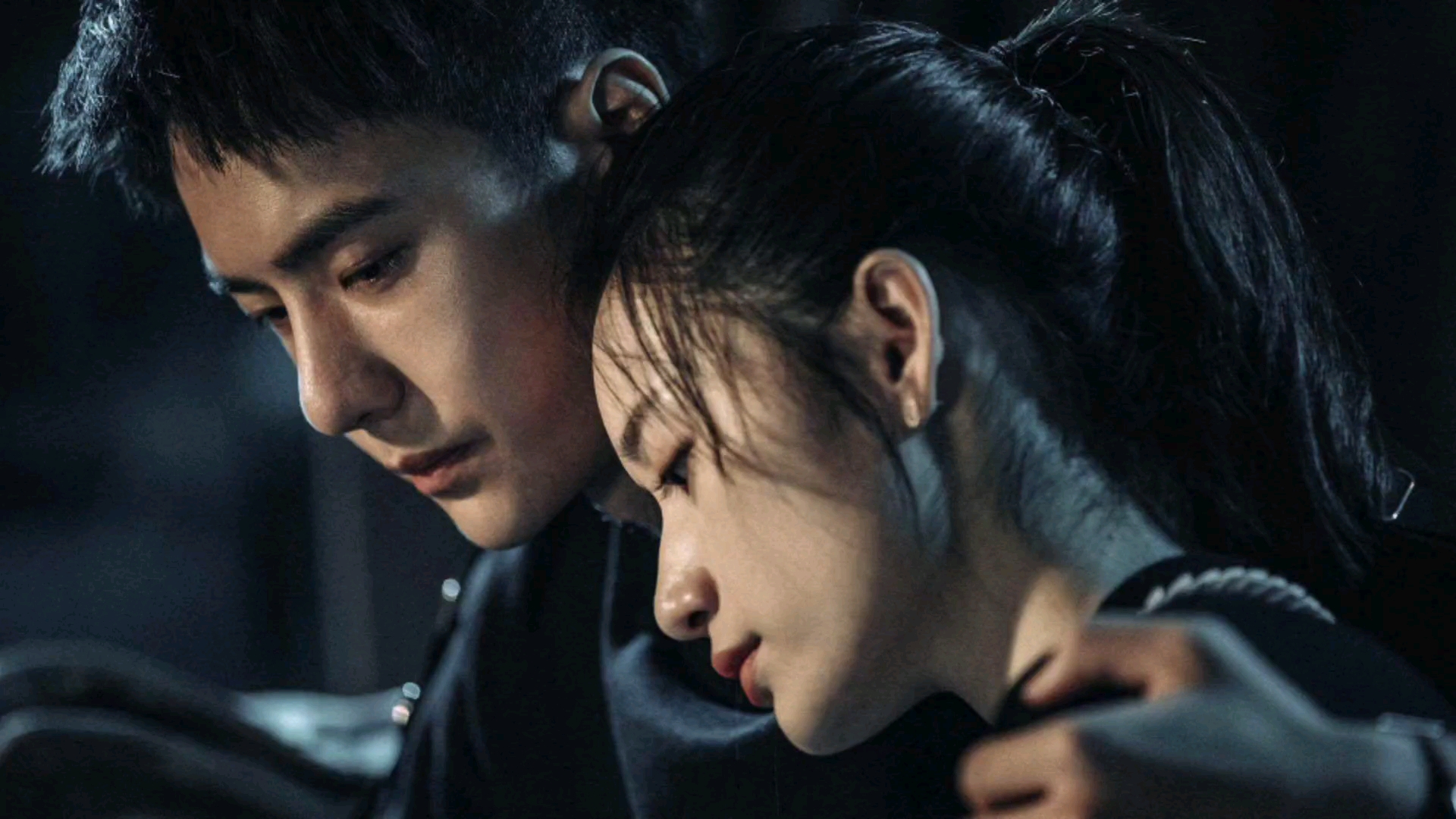 【冰雨火路透】【王一博】好有故事感的氛围,我已经忍不住想看了,陈宇