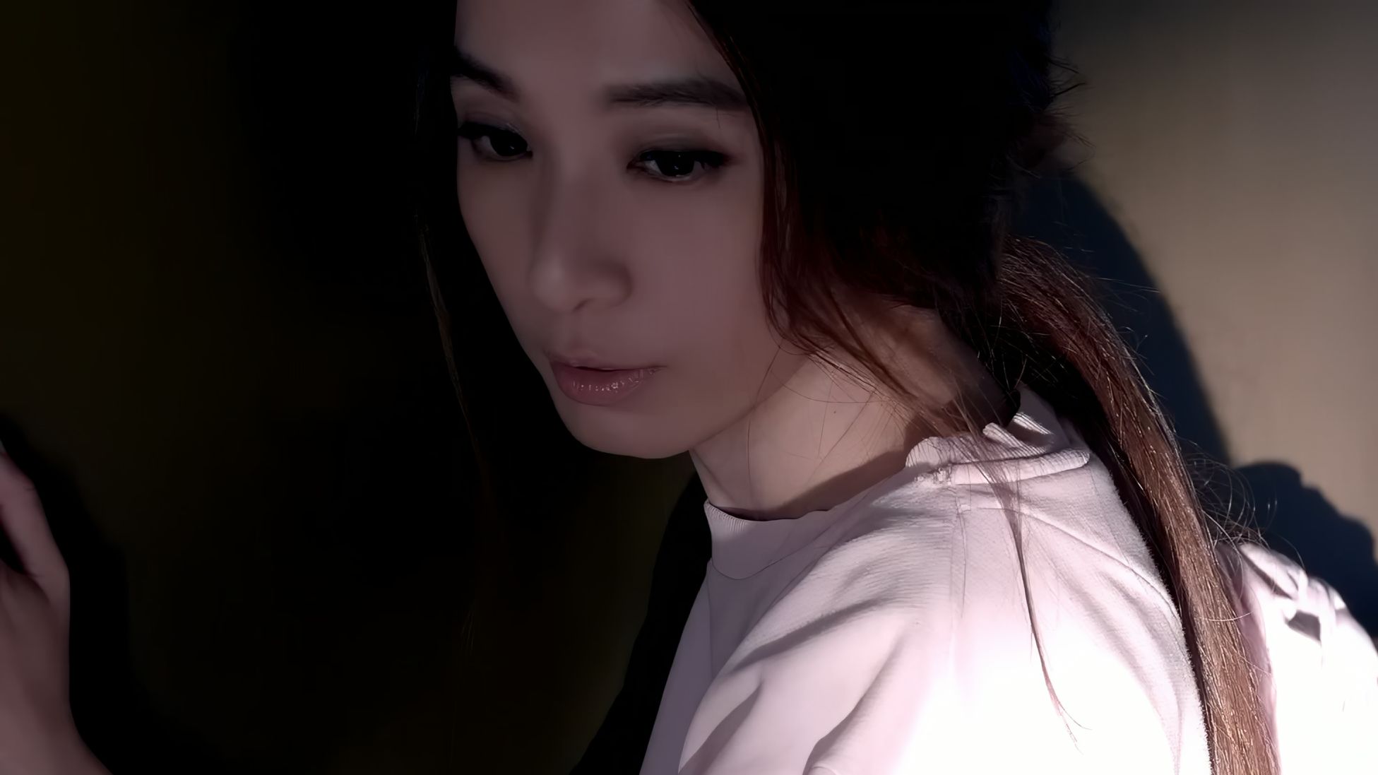 Hebe Tien 田馥甄 - 日常 Day by day MV [4K60帧|杜比视界|Hi-Res修复]