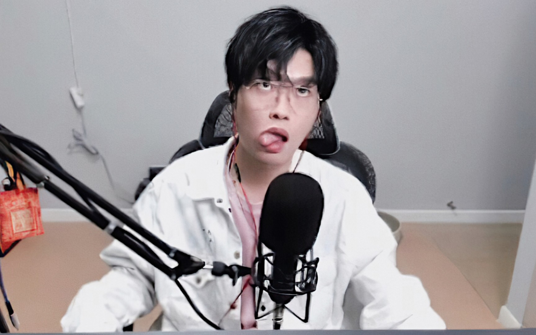 『kbdyd直播录屏』危 1010 危