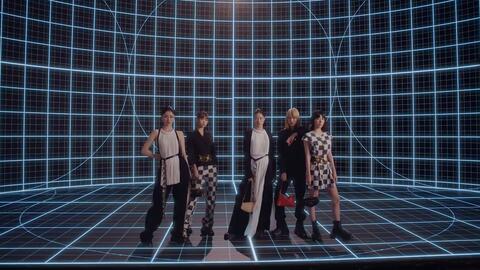 K-pop group Le Sserafim's getups for Louis Vuitton show gets mixed