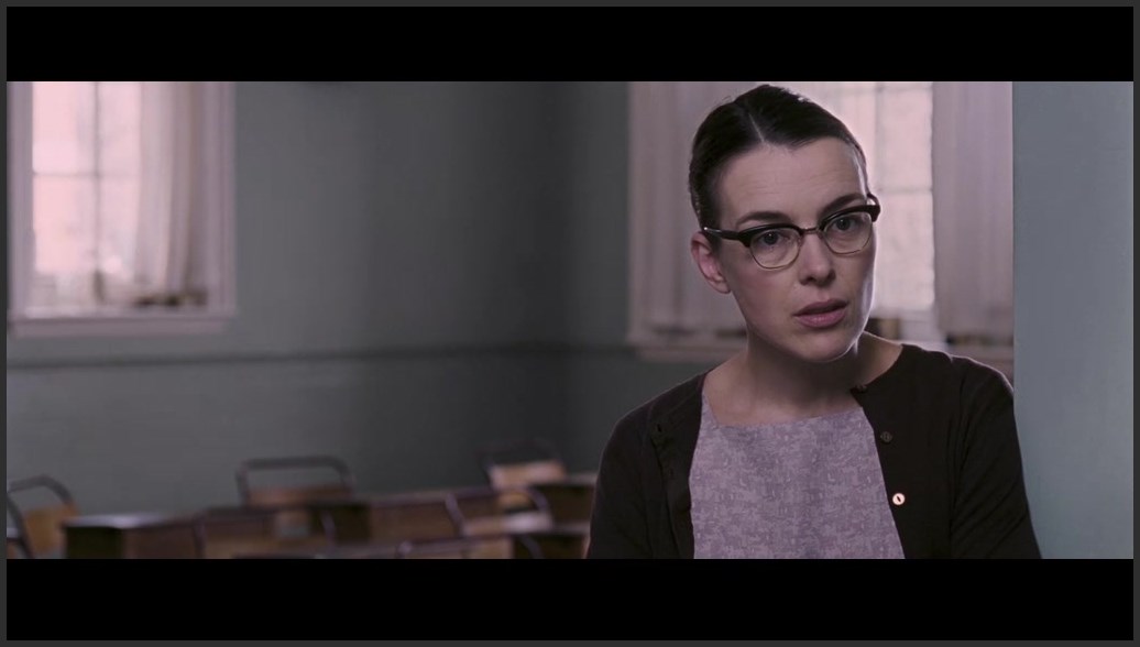 成长教育:女学生爱上有钱大叔辍学,却发现大叔已婚.