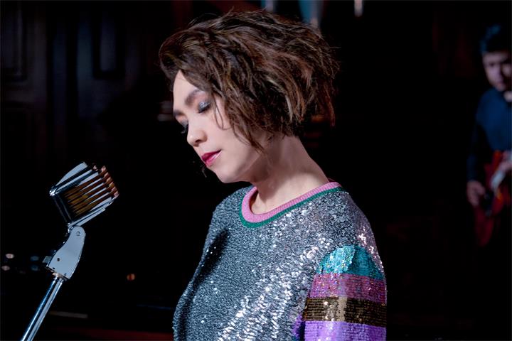 【官方mv】陈洁仪 - 最好的年纪