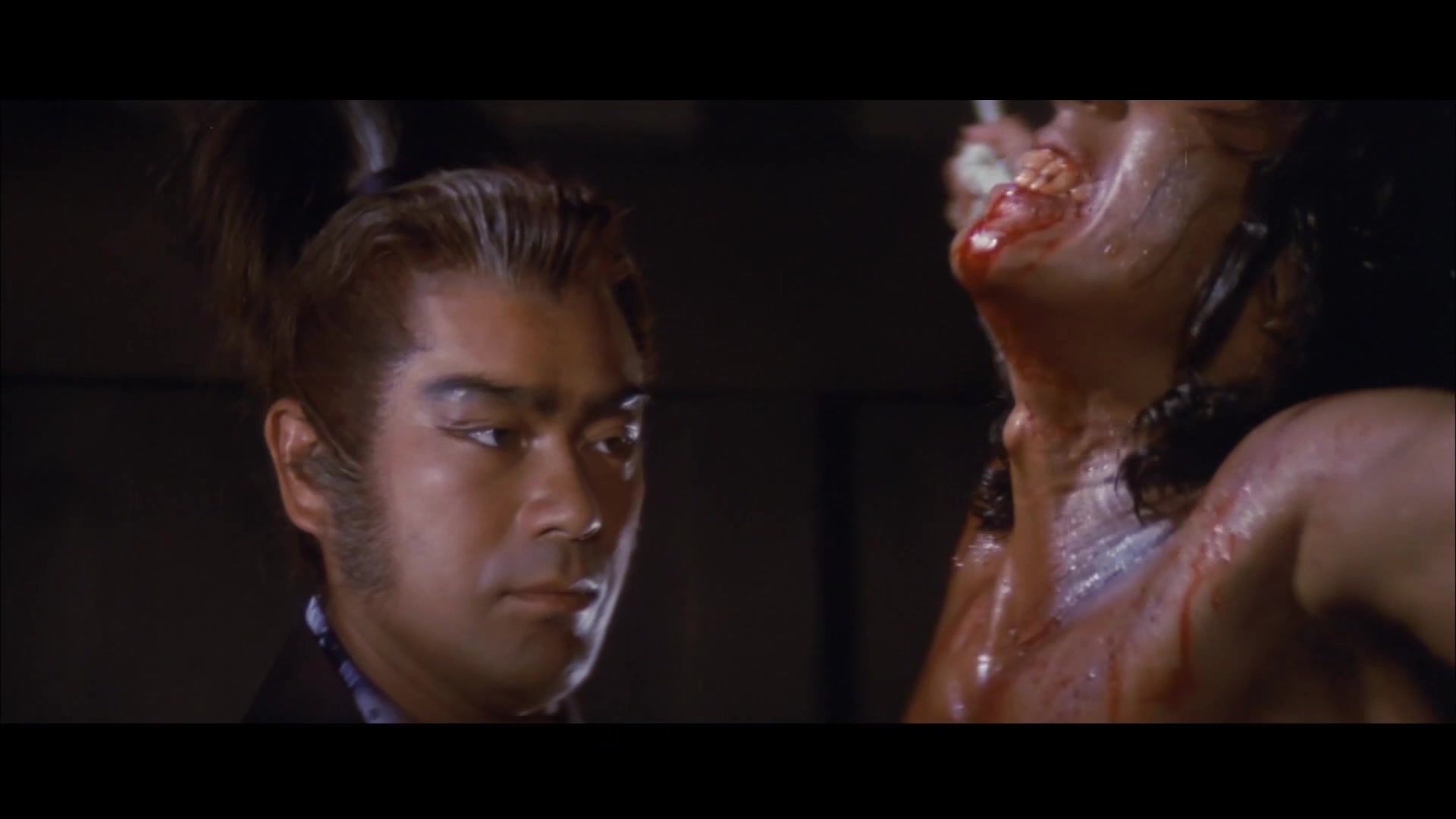 滴血双狼刀男主被拷打捏的部分已和谐