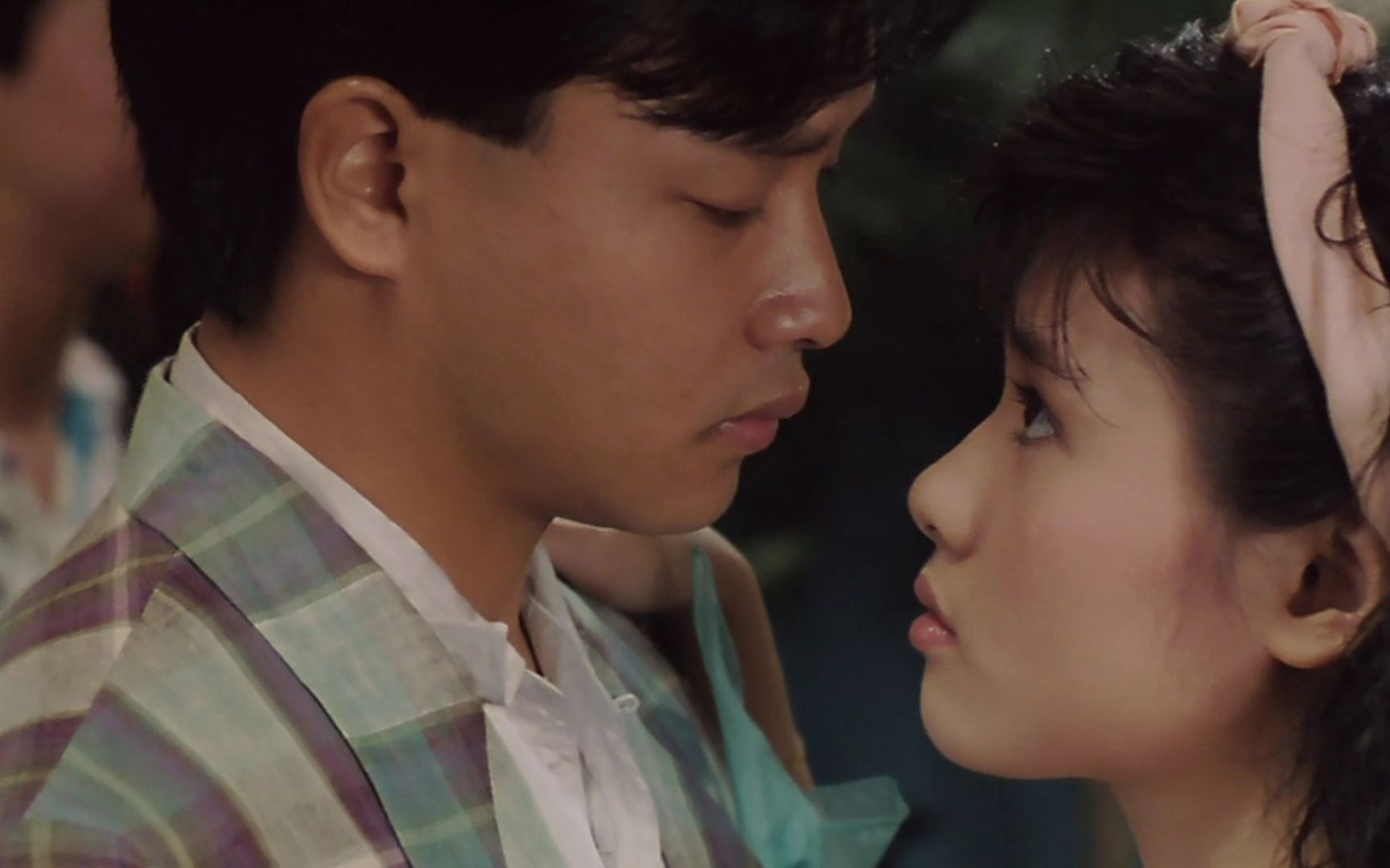 张国荣华语金曲《为你钟情》,港星李丽珍为你倾情演译初恋的味道_哔哩