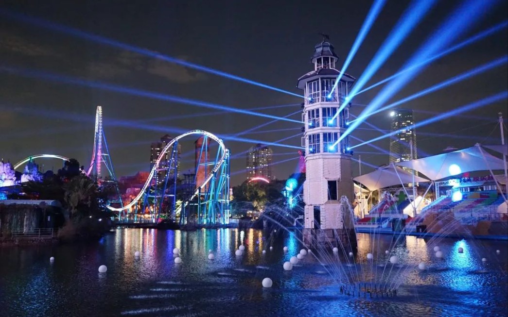 深圳欢乐谷夜景:yyds