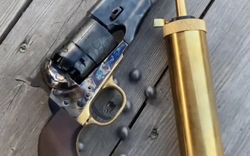 1860左轮手枪装弹射击纯享版