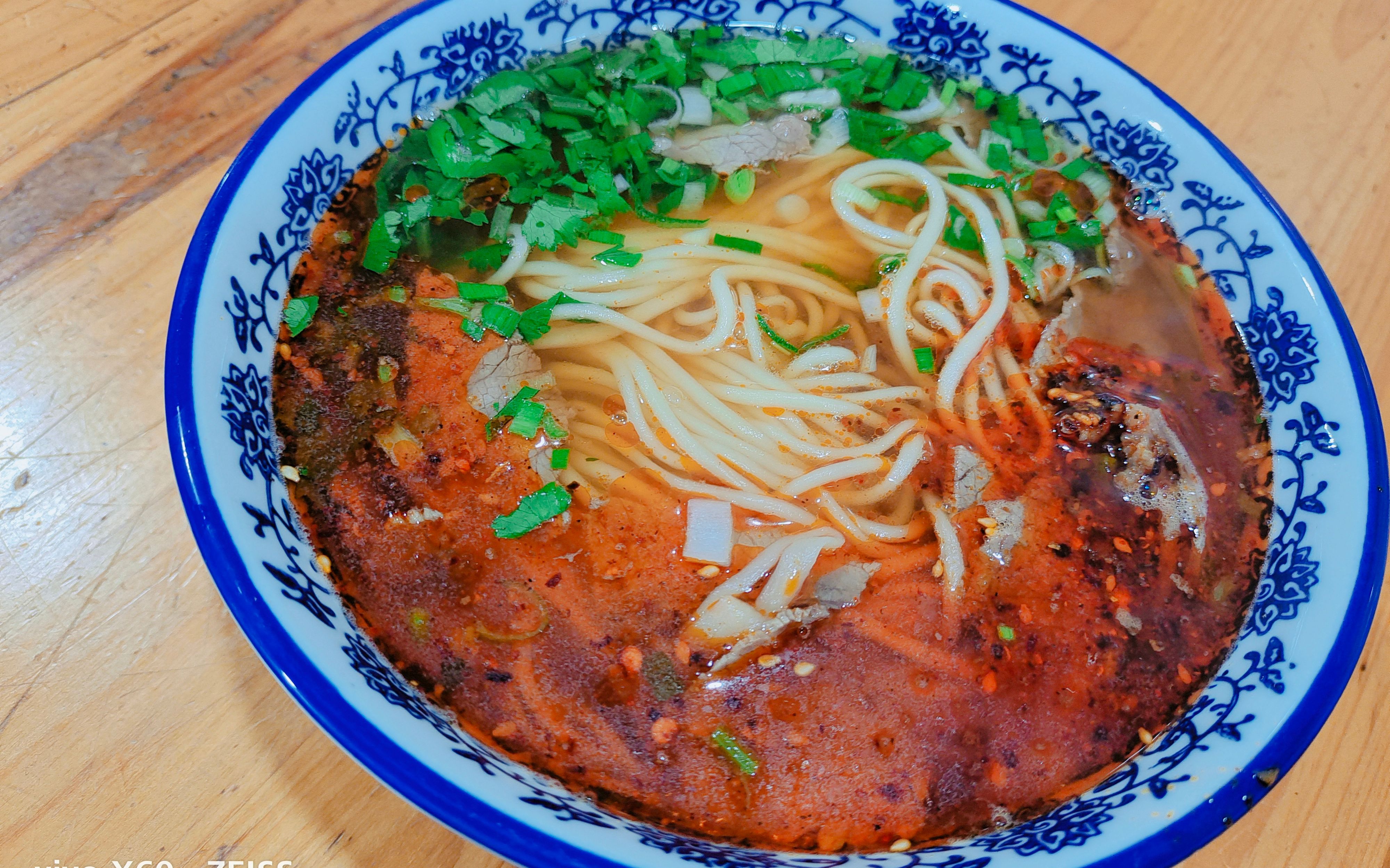 山东拉面vs兰州拉面,谁更胜一筹,为你揭晓.