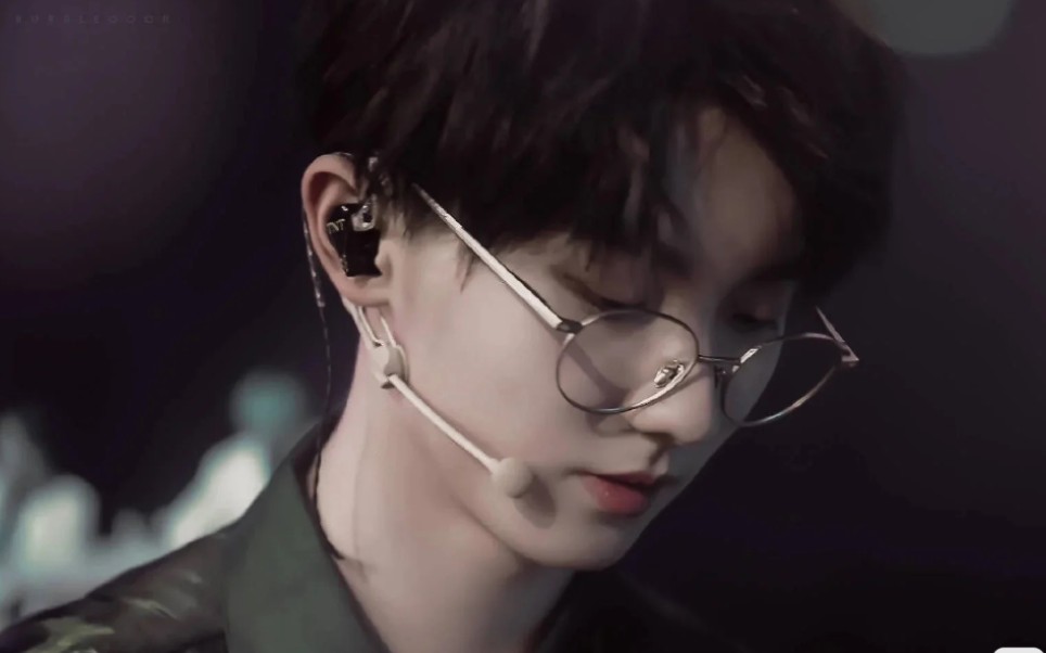 小马哥的绝美眼镜杀来啦