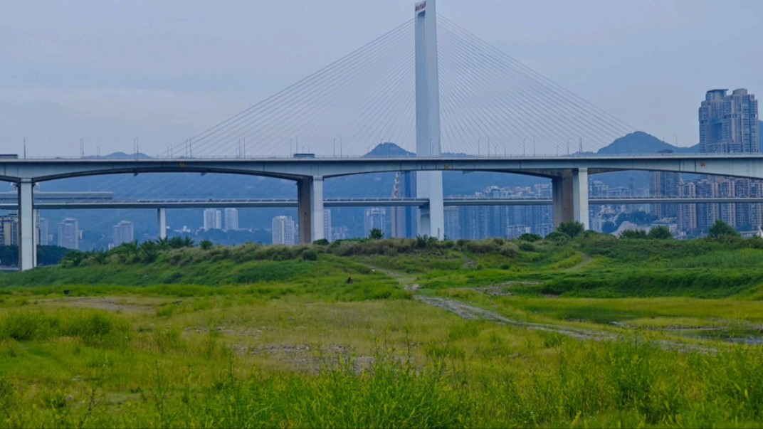 重庆珊瑚坝 市中心的露营