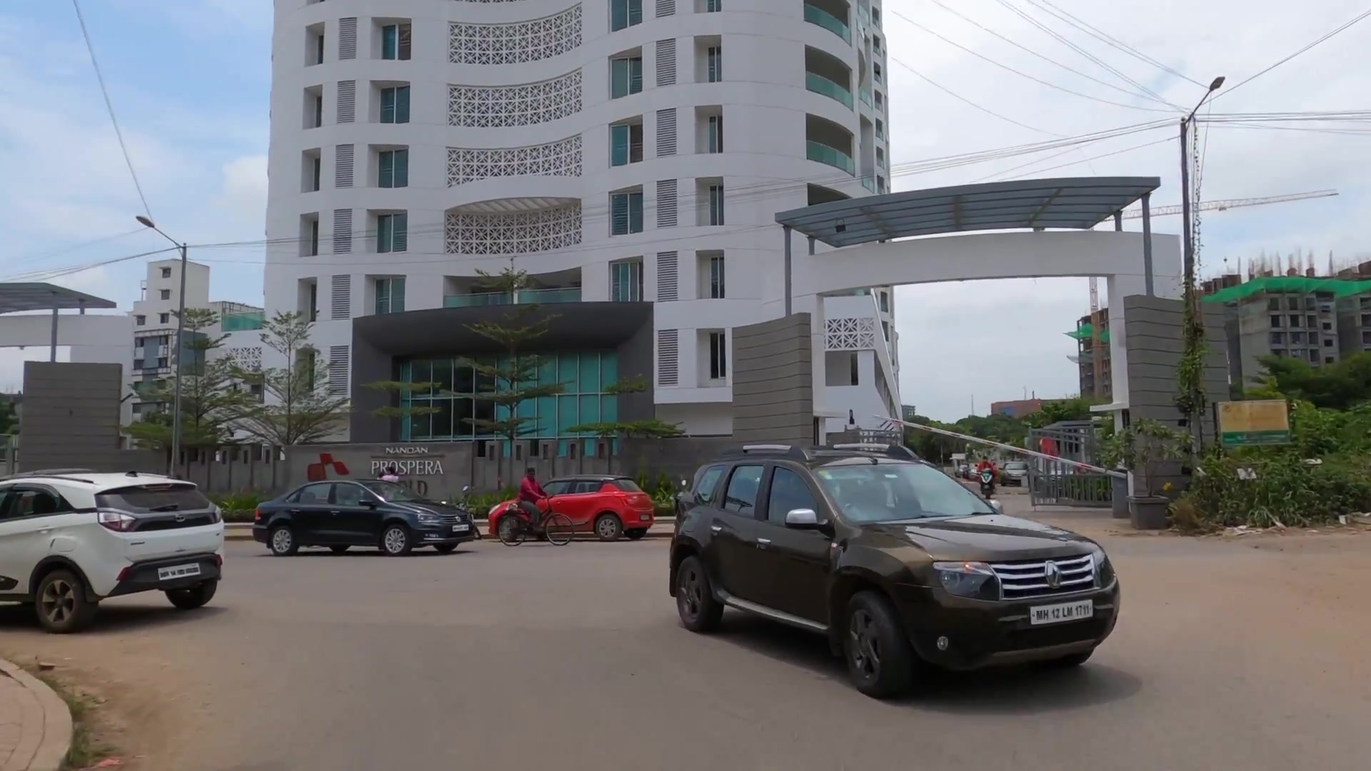 印度一线城市浦那休闲区路拍