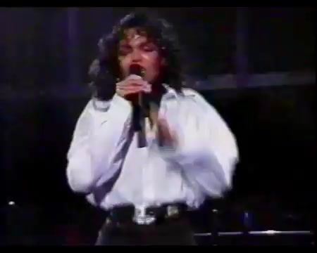 [图]【珍的好想妮】Janet Jackson - Miss You Much (Live in Japan 1990)