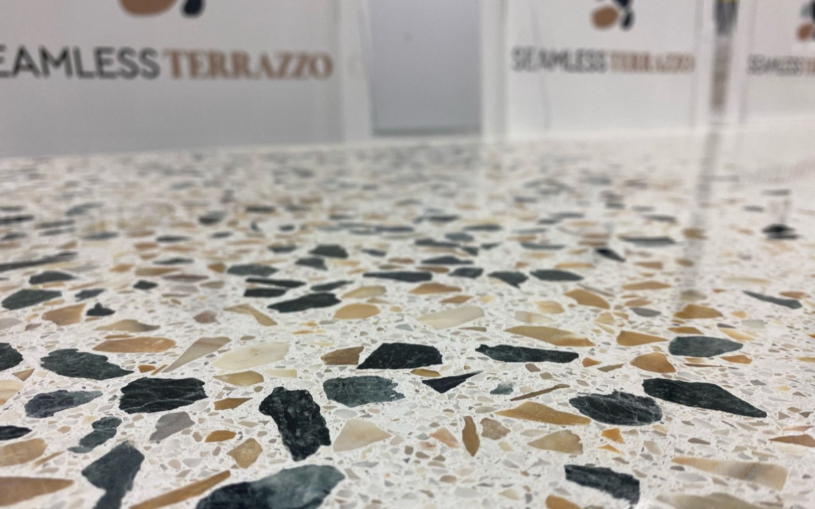 [图]【Etonsurfaces】意大利无缝水磨石技术施工 Seamless Terrazzo Technical Application