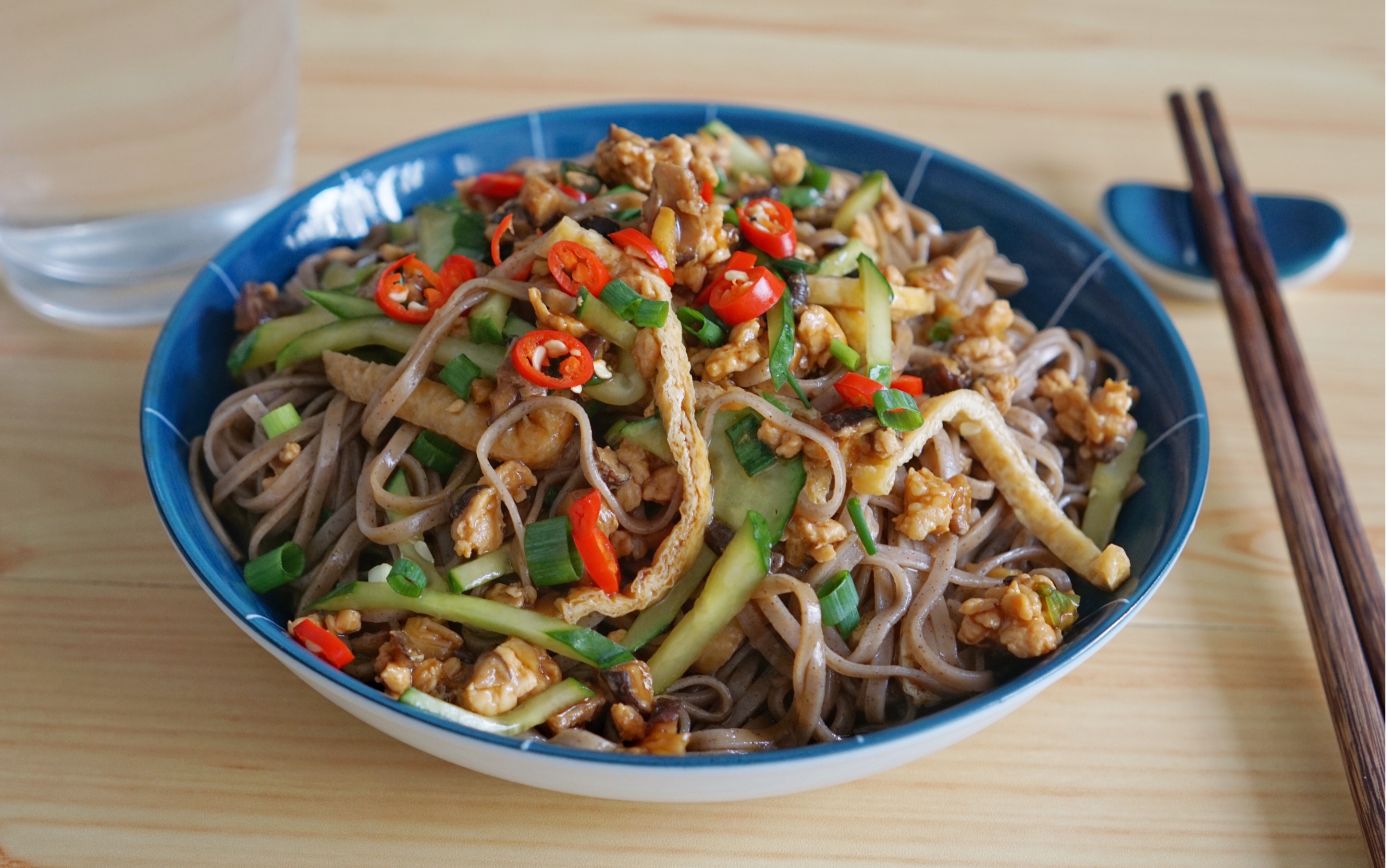 荞麦杂酱面,适合减脂期的主食,减肥也要好好吃饭
