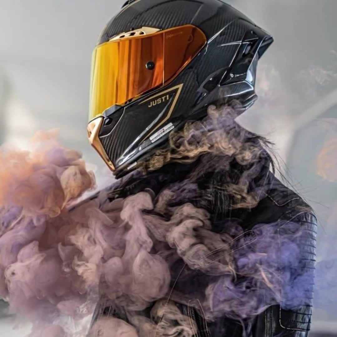 【20元券】意大利just1碳纤维头盔摩托车跑盔大尾翼赛道全盔四季男女