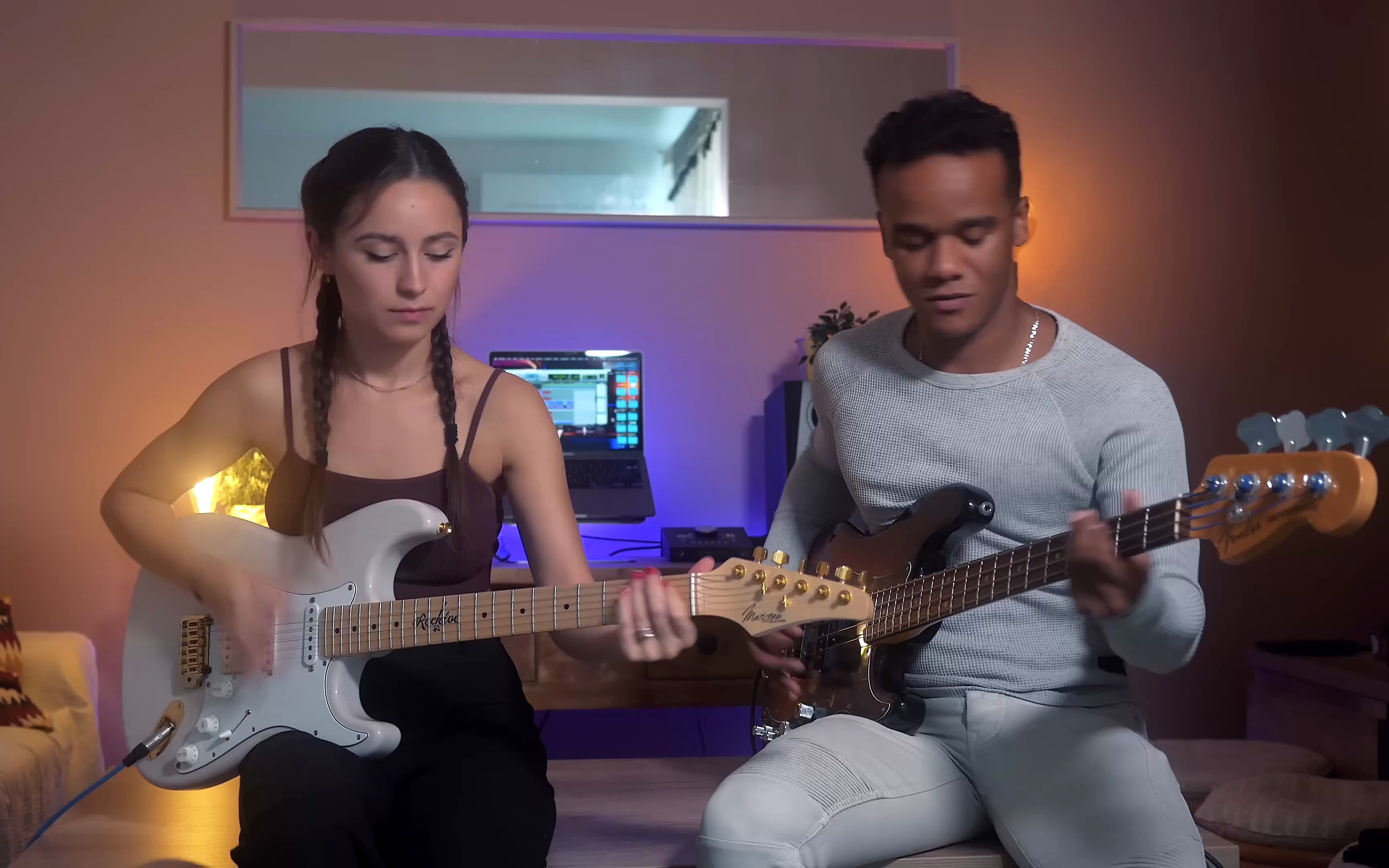 [图]【4K】This Is Why (Cover by Axel & Chloé)