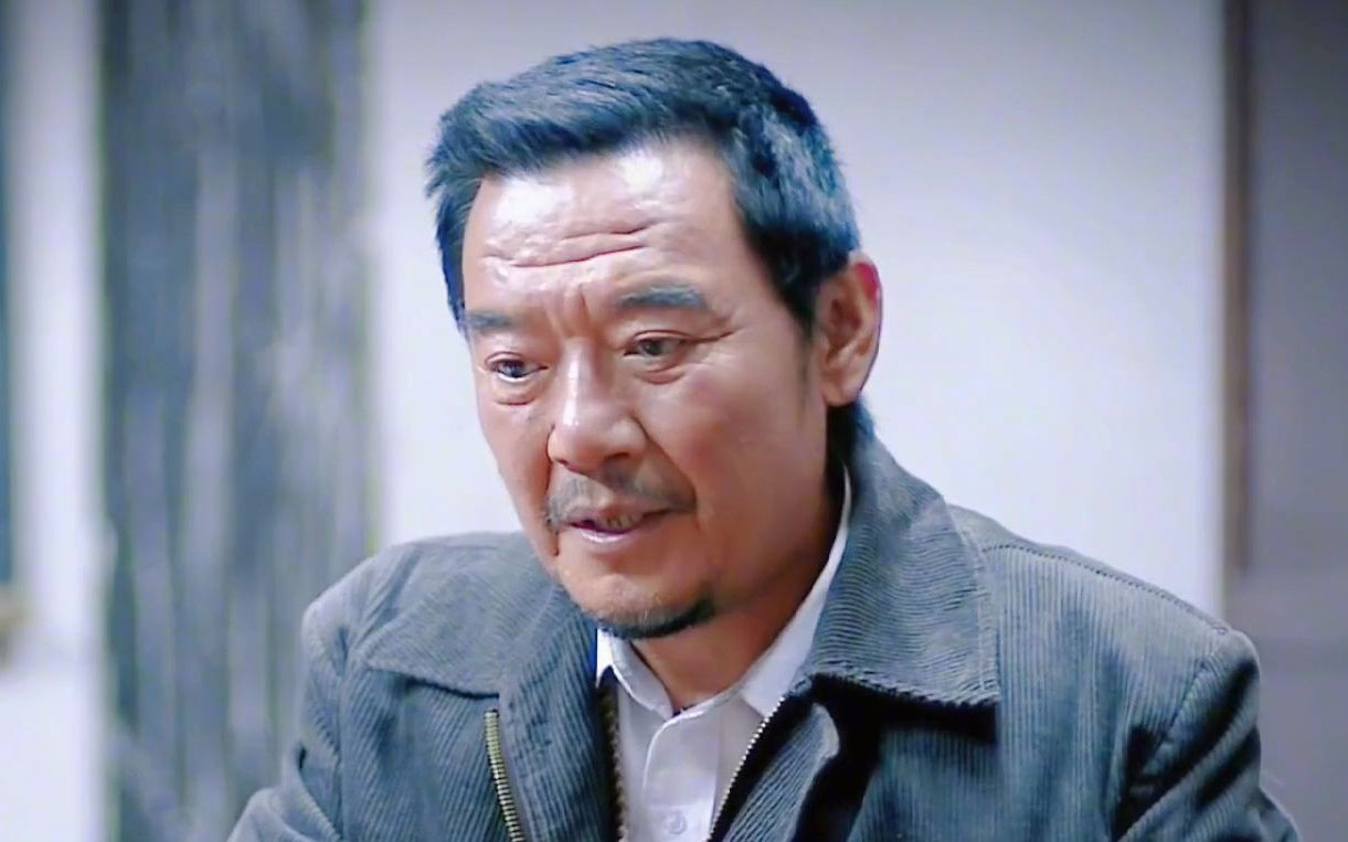 温州一家人周万顺计划扩大鞋厂规模此时警察找上门来