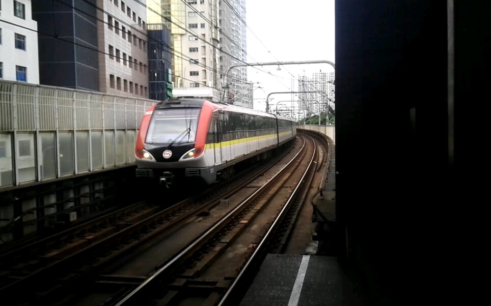 上海地铁明珠线(3号线)ac-03(03a01)黄鱼303镇坪路进站(江杨北路往