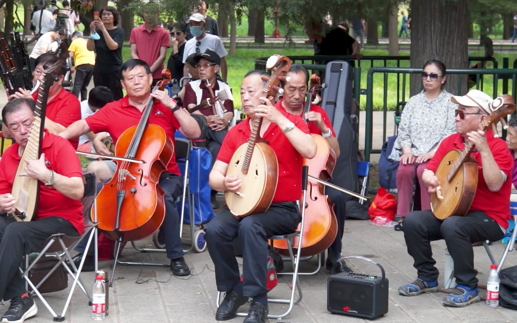 乐器演奏《地道战》组曲,音准节奏好,北京天坛琴之声乐队哔哩哔哩bilibili