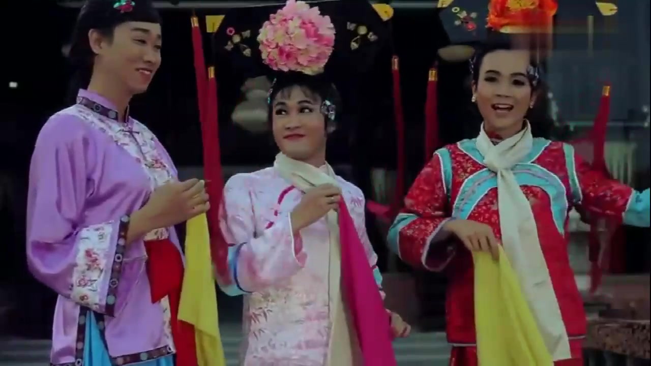 越南版《还珠格格》翻唱插曲还真挺好听的,不过人有点辣眼睛_哔哩哔哩