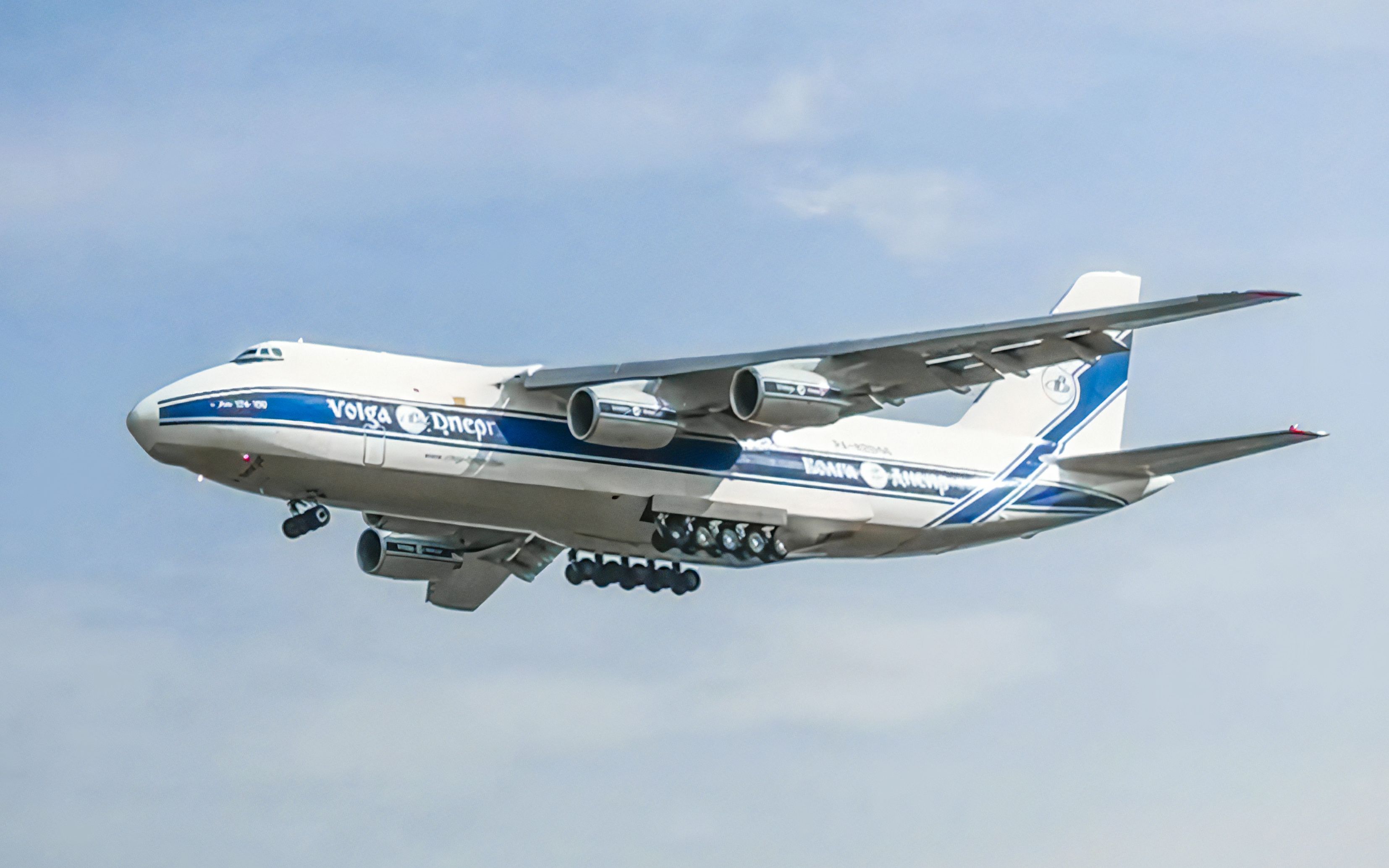 an-124图片