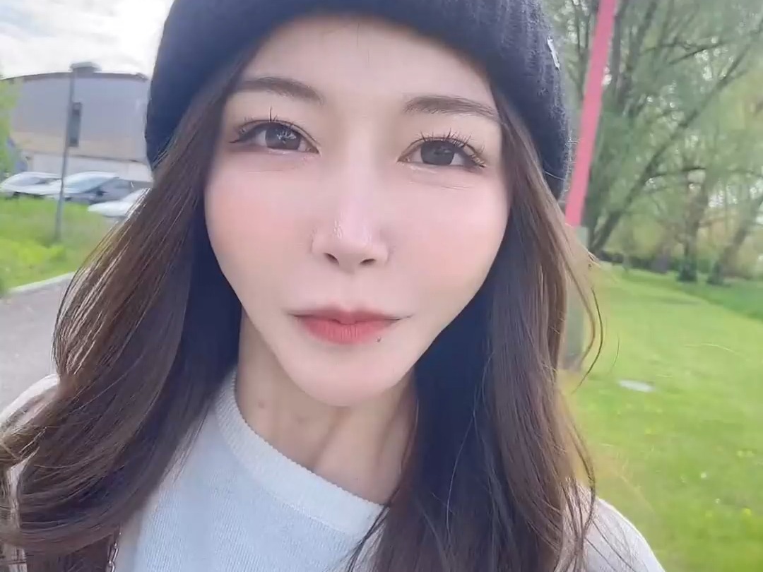 爱弓凉妈妈献身北欧