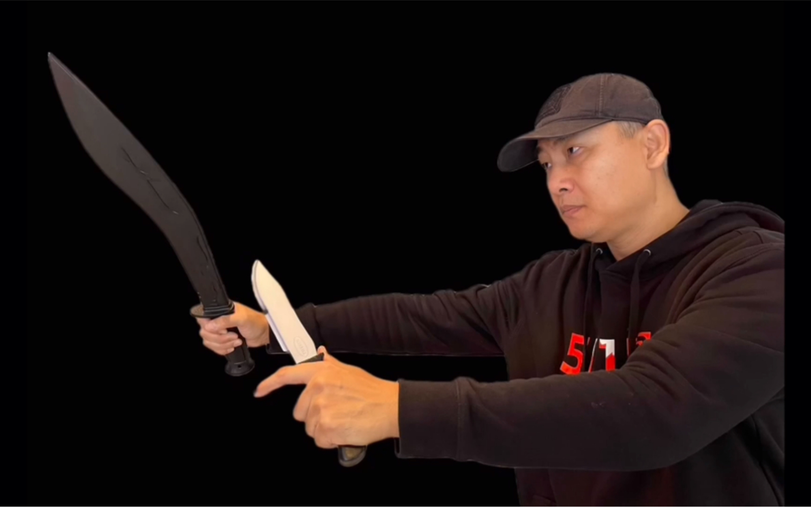 kali菲律宾武术"刀剑与匕首"课程上线了,喜欢双手武器和长短武器的