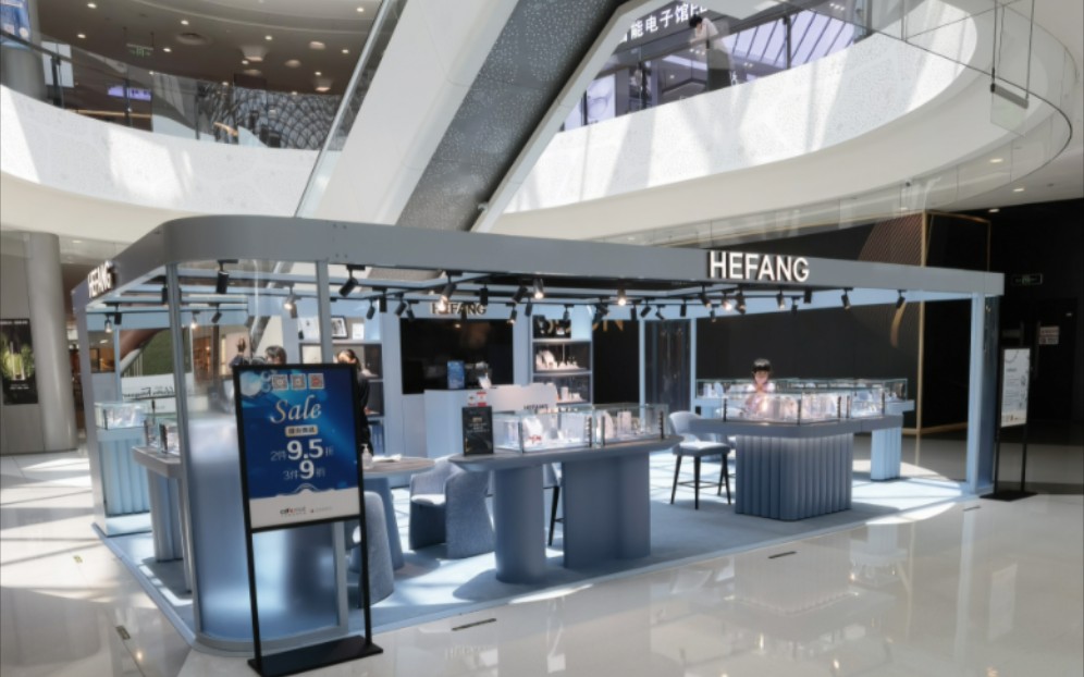 hefang珠宝展柜,商场中庭珠宝店装修效果