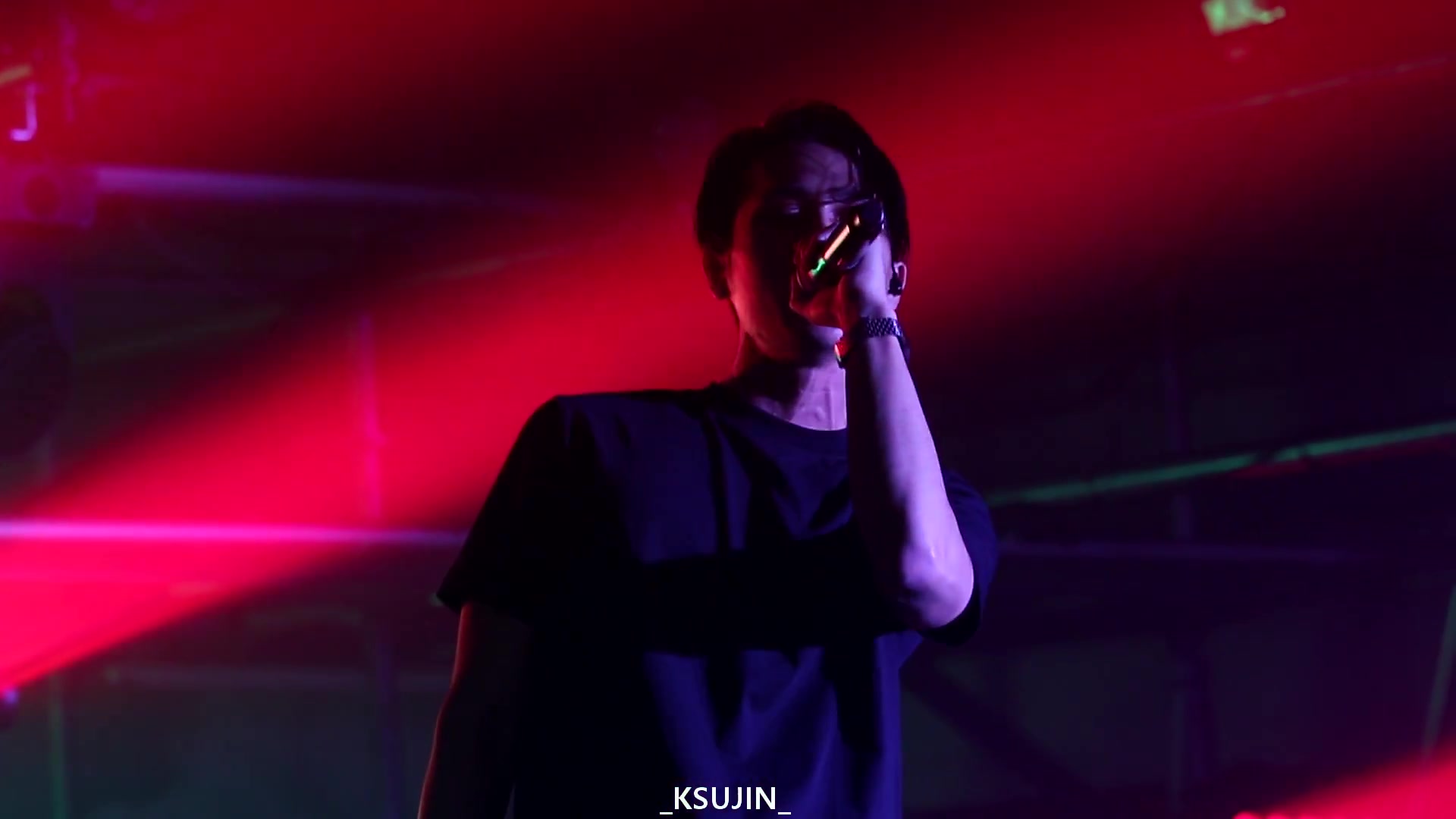 180915 sik-k- (skip and kiss)