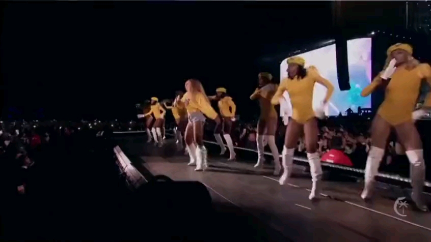 [图]Beyoncé － Formation（队形）live