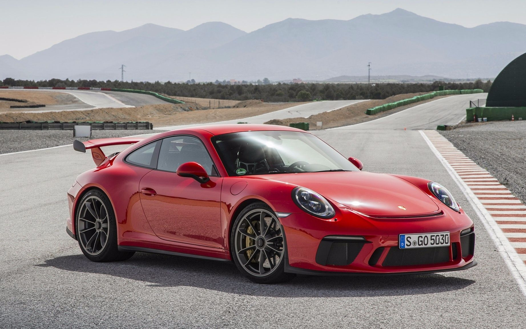 已臻境界porsche911gt39912山路测评统哥试驾