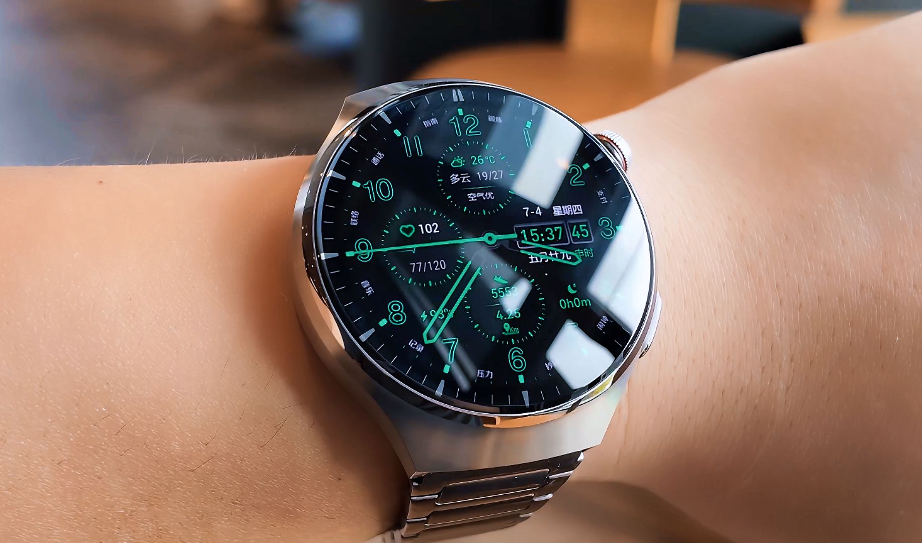 你的人生第一块手表也是夜光的吗