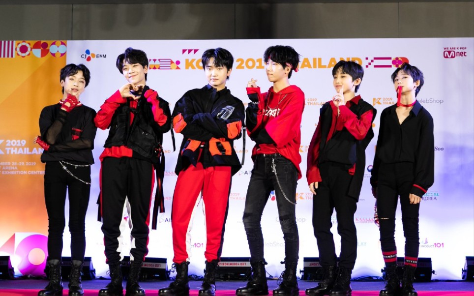 中国男团竟然在泰国kcon翻唱跳韩国got7组合的歌让我们看看实力怎么样