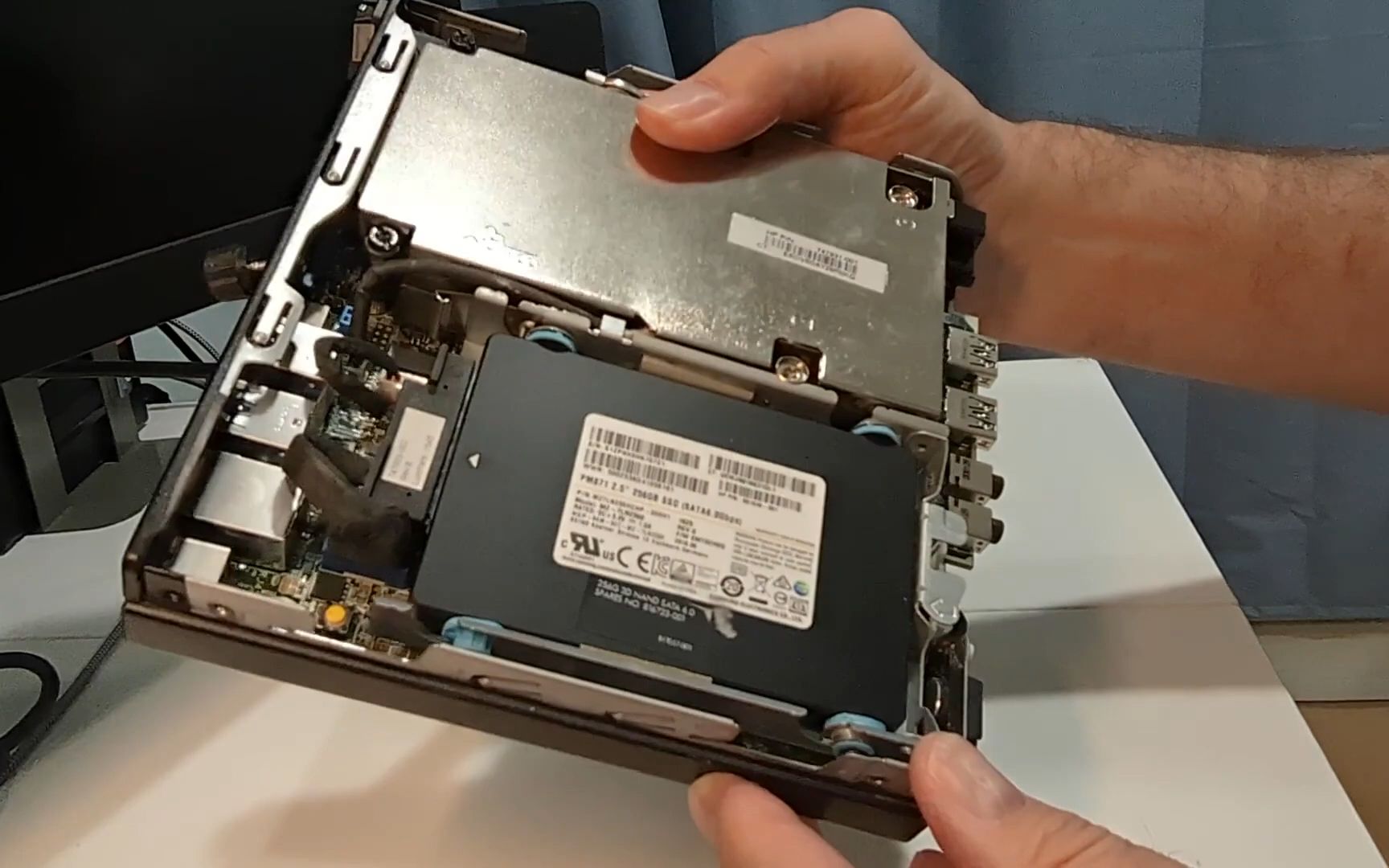 惠普 elitedesk 800 g1 获得无线网络升级