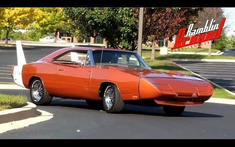 试驾1969年道奇充电器戴通纳440v8