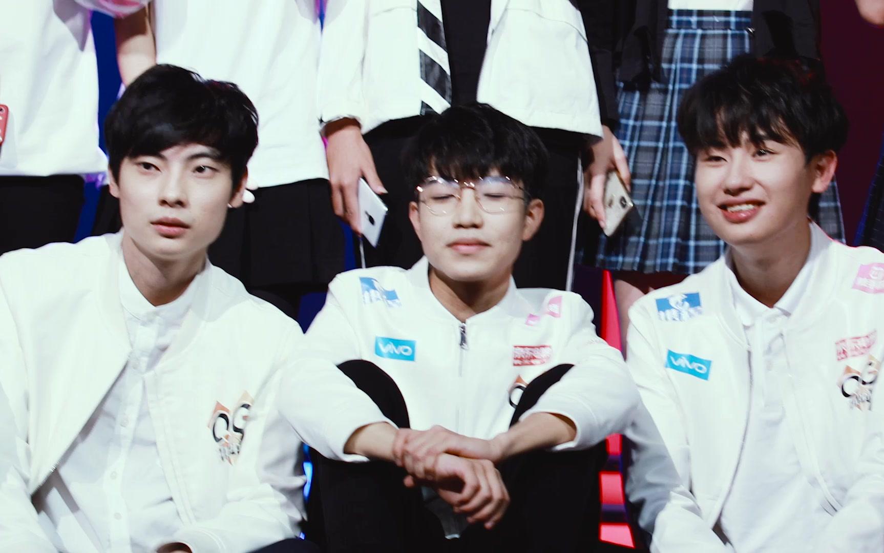 【qghappy伪装】20180929 赛后合影_哔哩哔哩 (゜-゜)つロ 干杯~-bili