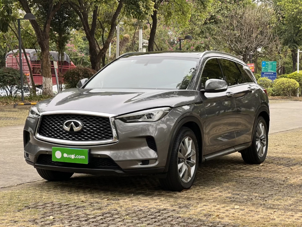 2021年 英菲尼迪qx50 2.